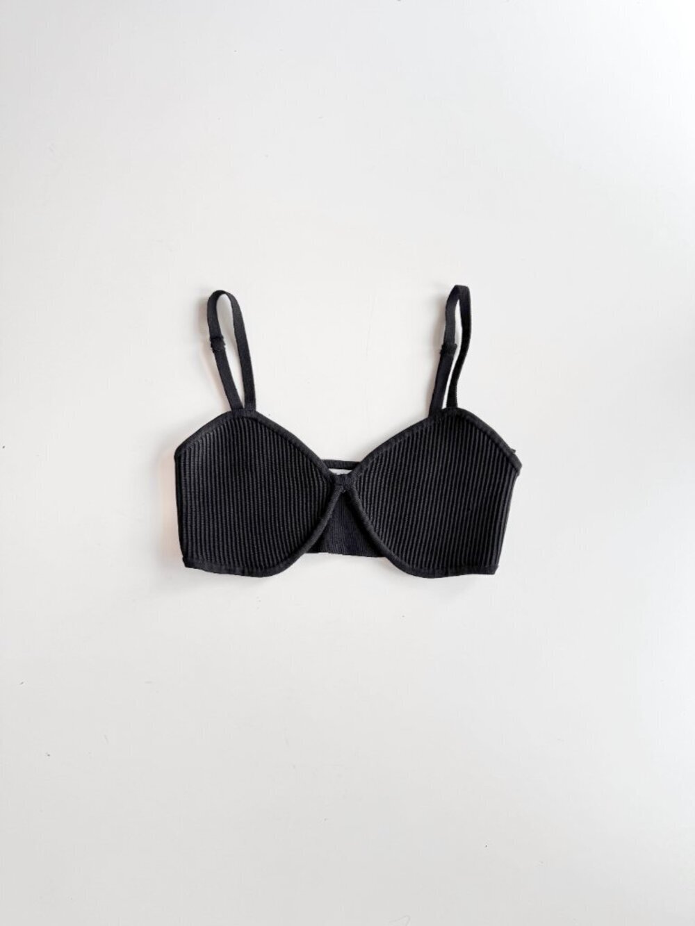 NWOT Aritzia BABATON Sculpt Knit Black Ribbed Bra Top Tank, Size S